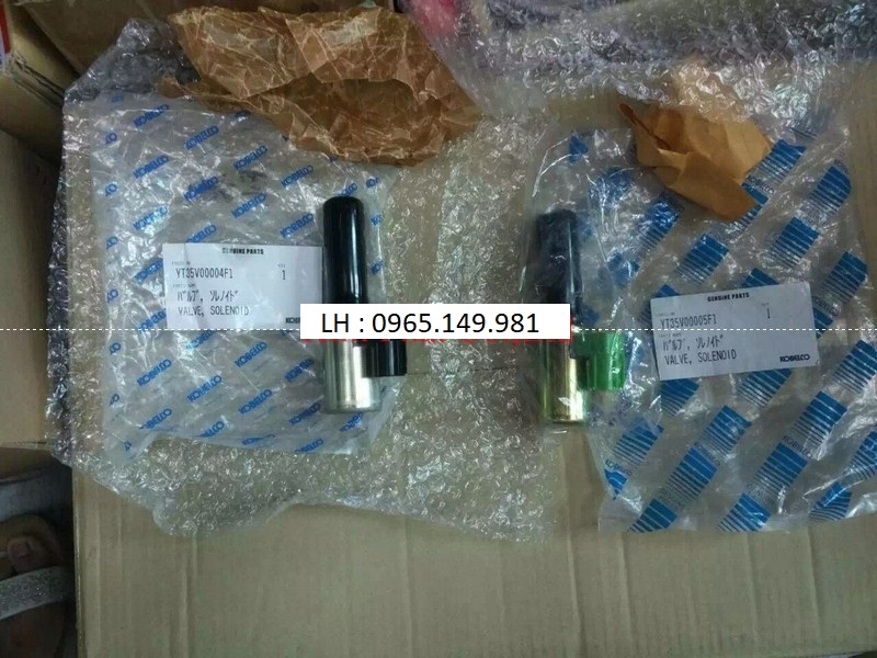 YT35V00005F1 Kobelco Parts Valve Solenoid